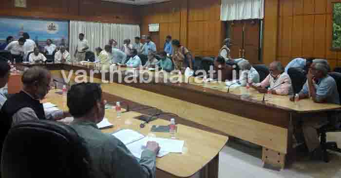 ಭೂಮಿ-ವಸತಿ ಸಮಸ್ಯೆಗಳ ಪರಿಹಾರಕ್ಕೆ ಉನ್ನತ ಮಟ್ಟದ ಸಮಿತಿ ರಚನೆ: ಮುಖ್ಯಮಂತ್ರಿ ಭರವಸೆ